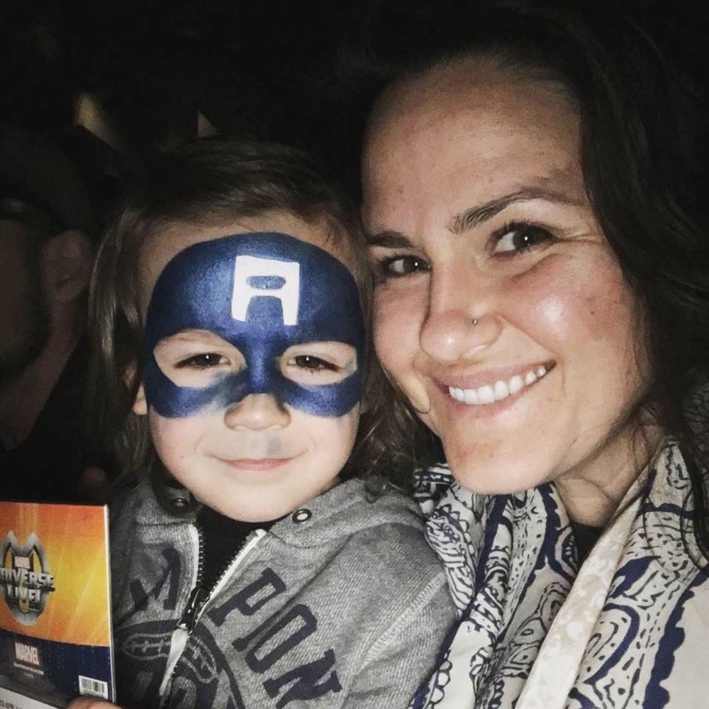 Meet your Posher, Crystal